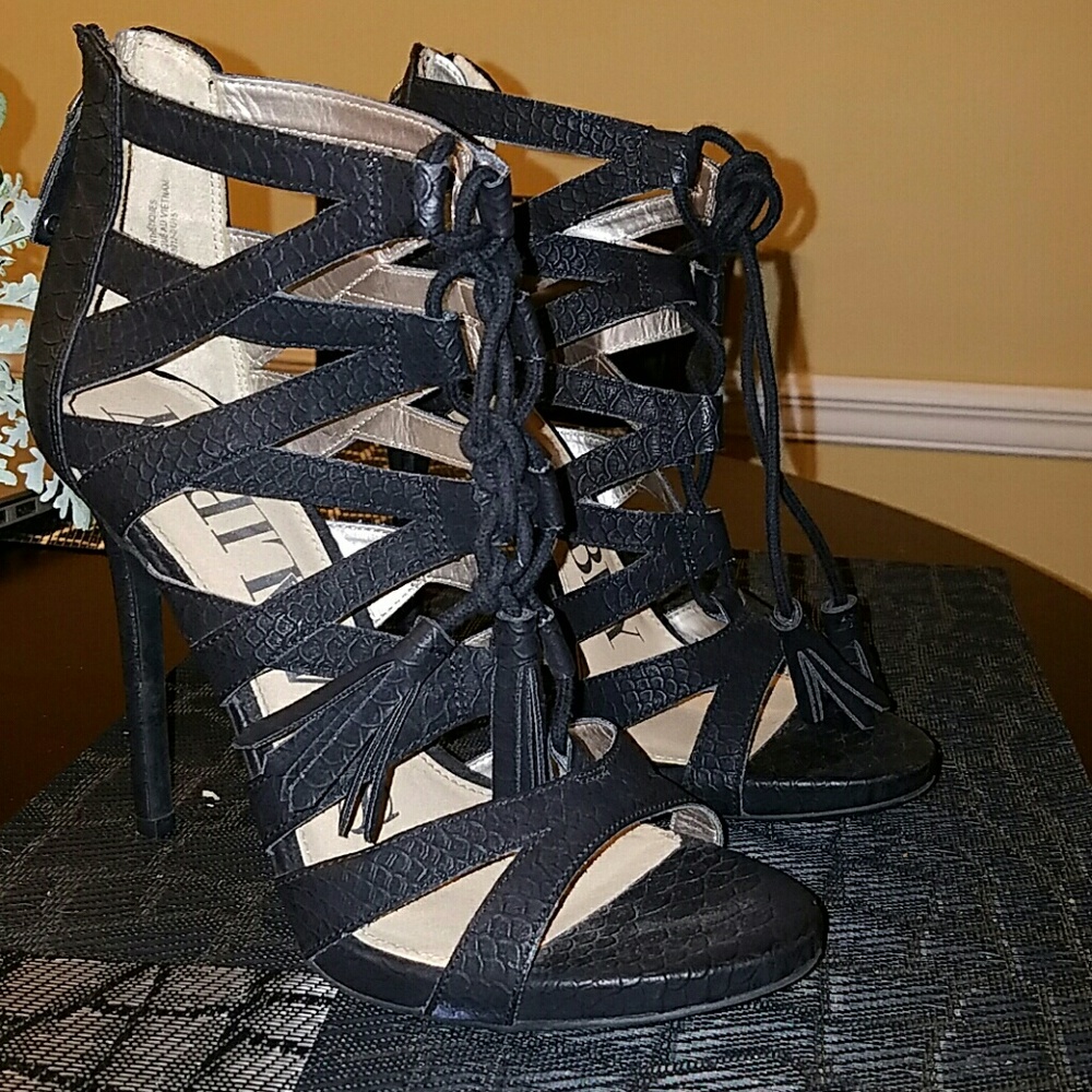 Sam & Libby Black Gladiator high heels